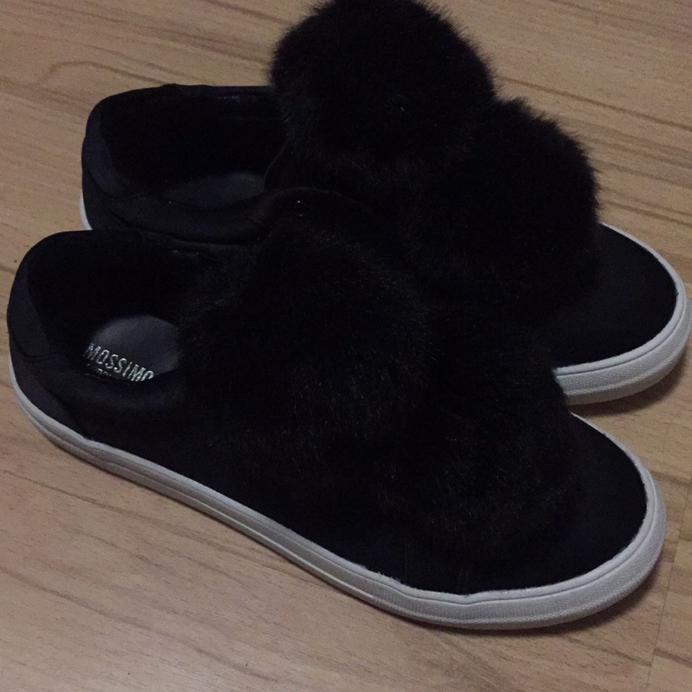 Mossimo Co. Pom Pom shoes